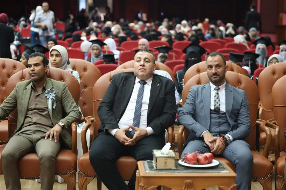جانب من انطلاق حفل تخرج خريجي الشهادة الثانوية وتكريم المتفوقين بمعاهد البعوث الإسلامية