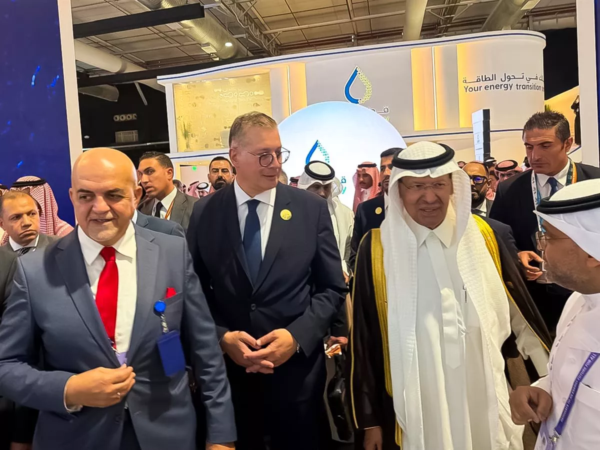 جناح البترول المصري يجذب اهتمام وزراء الطاقة بمعرض WPC في الرياض
