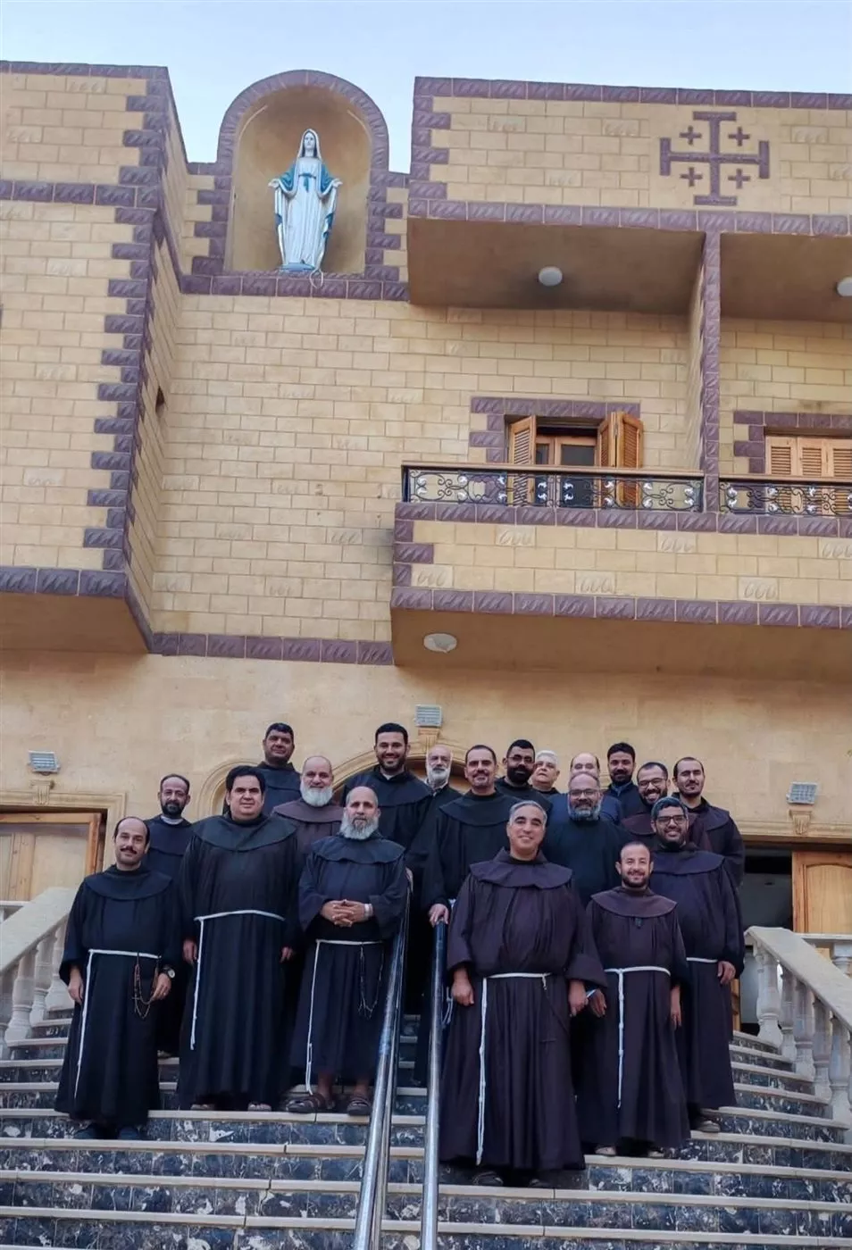 الرهبان الفرنسيسكان بمصر