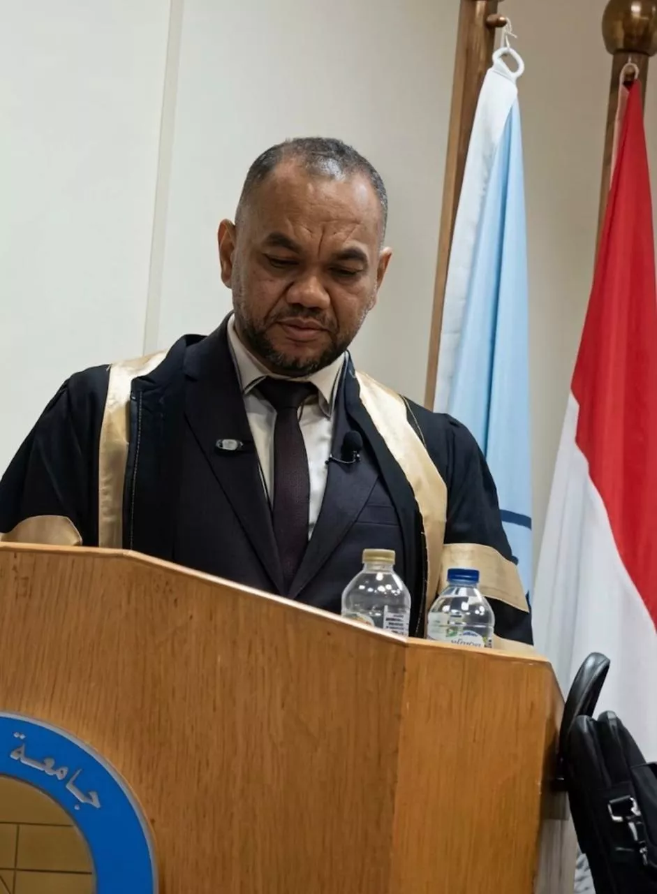 الباحث محمود إمبابي