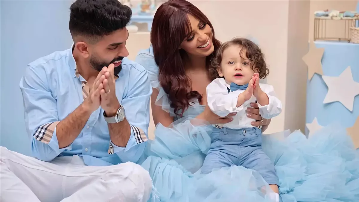 رنا سماحة وطليقها سامر أبو طالب وطفلهما مالك