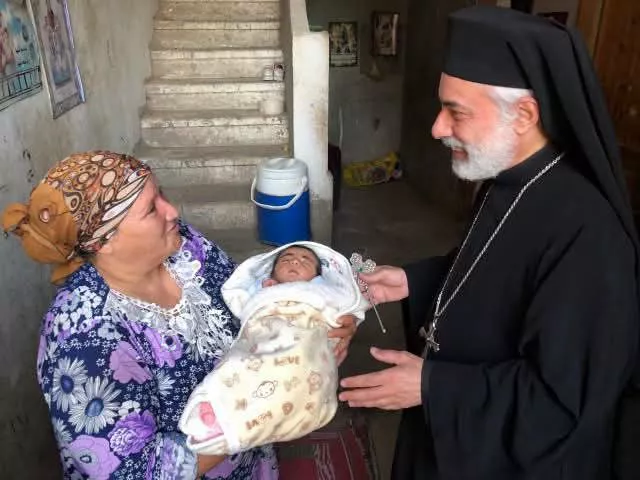 الأنبا باسيليوس فوزي
