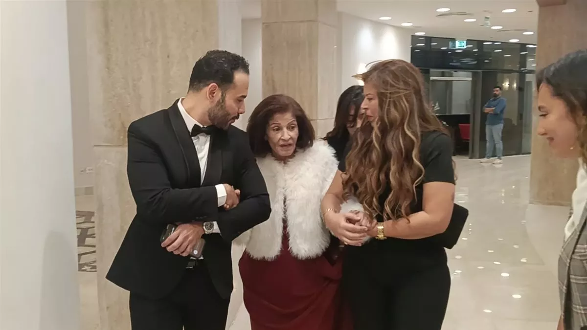 عائشة الكيلاني في افتتاح مهرجان نقابة المهن التمثيلية