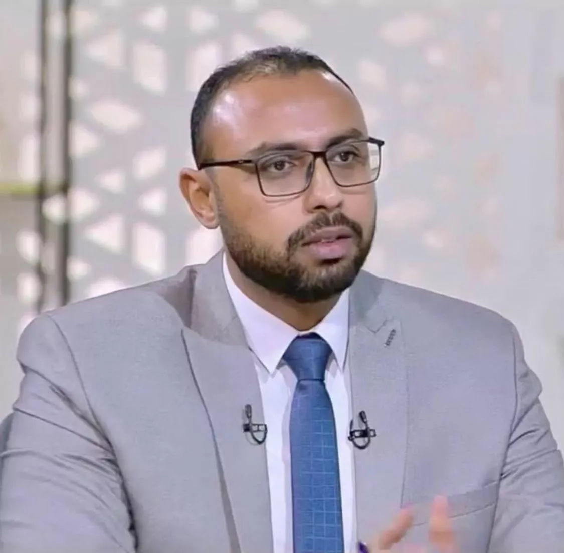 د.علي الادريسي أستاذ الاقتصاد الدولي