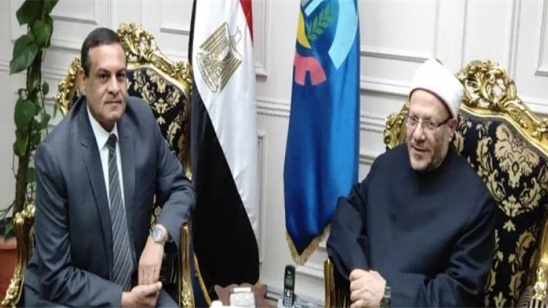 شاهد.. محافظ البحيرة يستقبل مفتي الديار المصرية