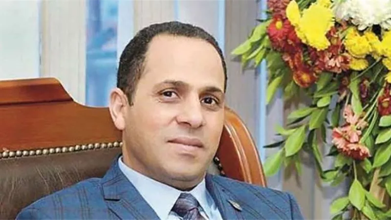 تحويل المقررات الدراسية إلى إلكترونية بدءًا من العام المقبل بجامعة دمنهور