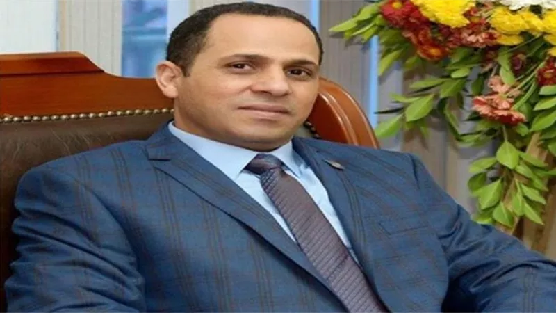 رئيس جامعة دمنهور :تطبيق الإدارة الذكية لمواكبة العالمية