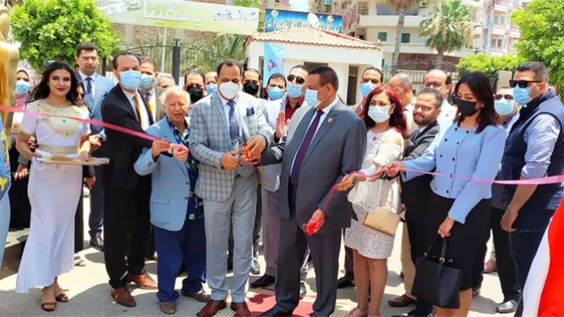 محافظ البحيرة ورئيس جامعة دمنهور يفتتحان ملتقى 