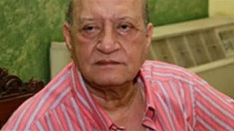وفاة الكاتب الكبير فيصل ندا