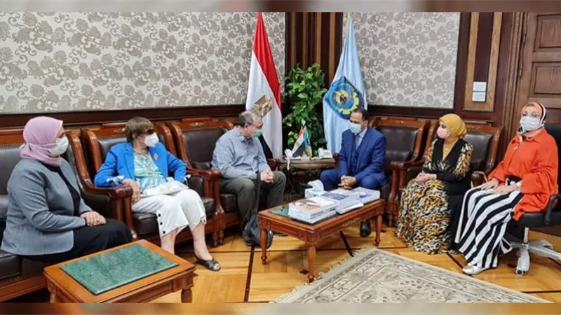 جامعة دمنهور تستقبل البروفسير الفرنسي ماكس سيلبرشتاين أستاذ اللغويات الحاسوبية