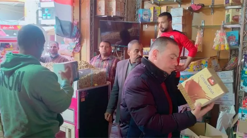 رئيس مركز ابشواي يتابع فعاليات حملة التطعيم ضد شلل الأطفال