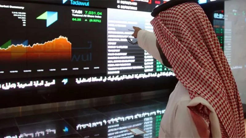 بورصة السعودية تعمق خسائرها 2%