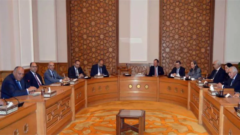 وزير الخارجية يستقبل أعضاء غرفة التجارة الأمريكية