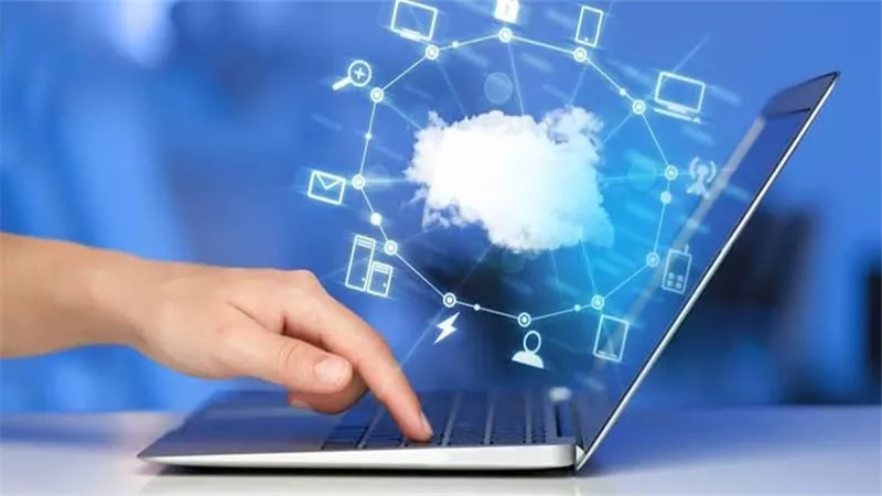 استخدامات وتطبيقات تكنولوجيا المعلومات والاتصالات