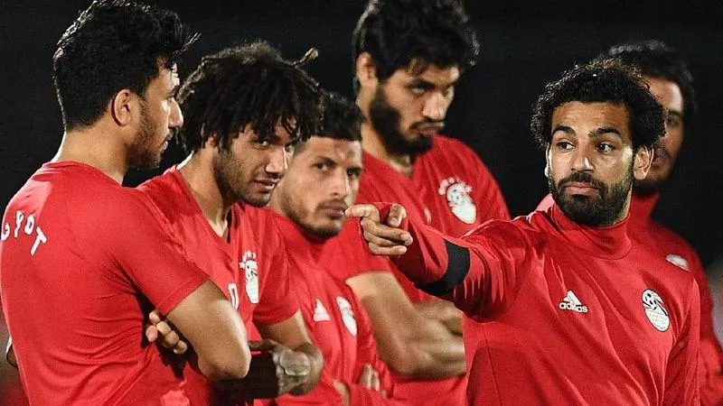الأخطاء الدفاعية خطرًا حقيقيًا يُهدد حلم الفراعنة في أمم إفريقيا