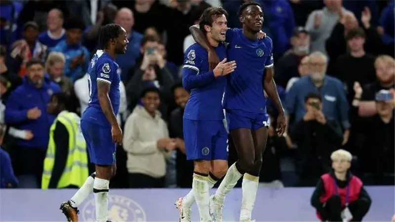 تشيلسي يُفاضل بين مهاجمين من الدوري السعودي