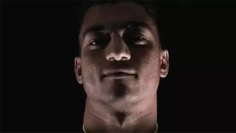 مصطفى محمد يجذب أنظار الدوري الإنجليزي