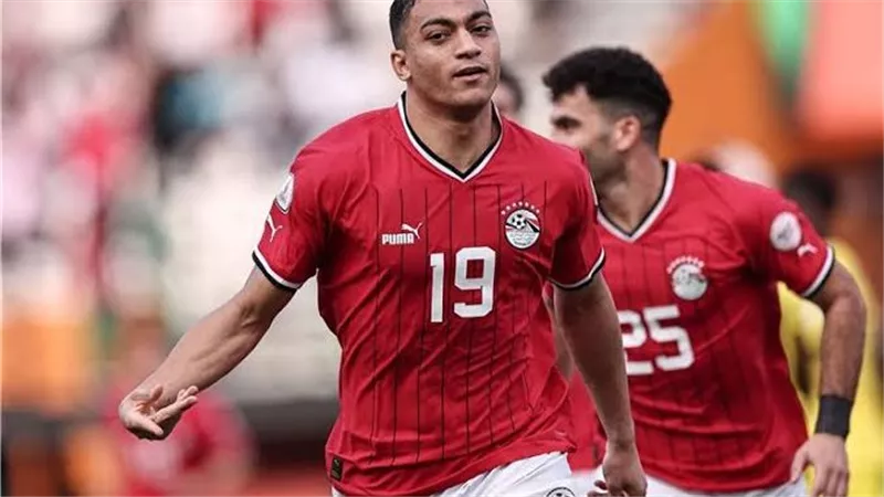 نيوكاسل وتوتنهام يُراقبان مصطفى محمد في الكان