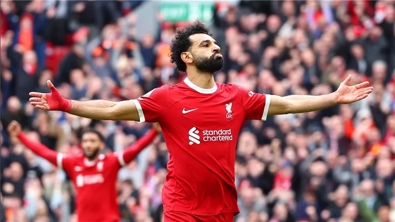 محمد صلاح يُسطر التاريخ مع ليفربول