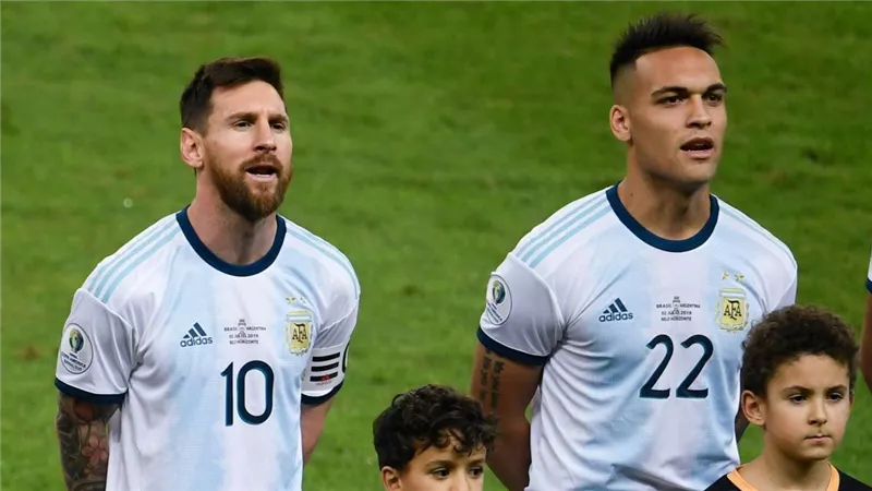 ميسي يواصل تحطيم الأرقام القياسية مع منتخب الأرجنتين