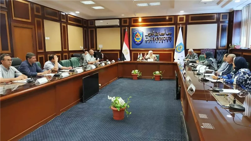 جامعة دمنهور تؤكد على نشر الوعي بأضرار حرق قش الأرز  