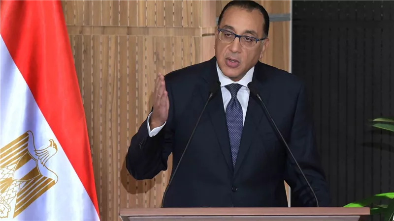 مدبولى :ملكية المطارات والبنوك للدولة والطرح للإدارة والتشغيل 