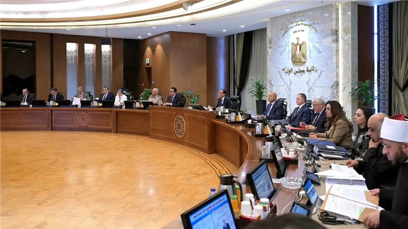 الحكومة توافق على 13 قرارًا في اجتماعها اليوم.. تعرف عليها 