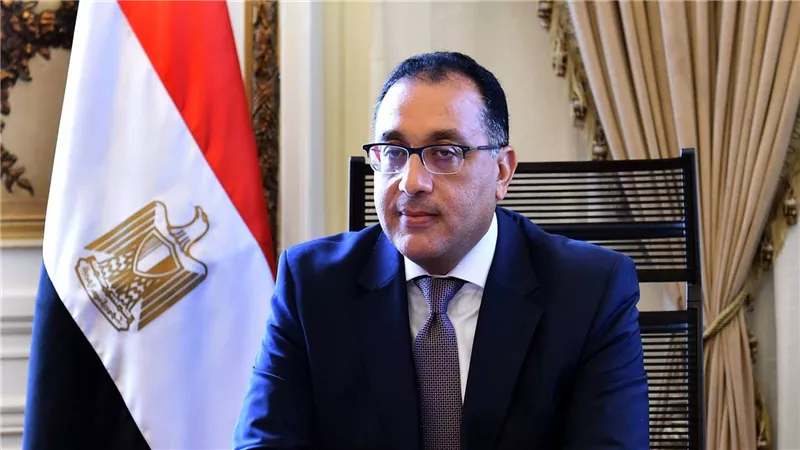 مدبولي يتفقد مصنع 