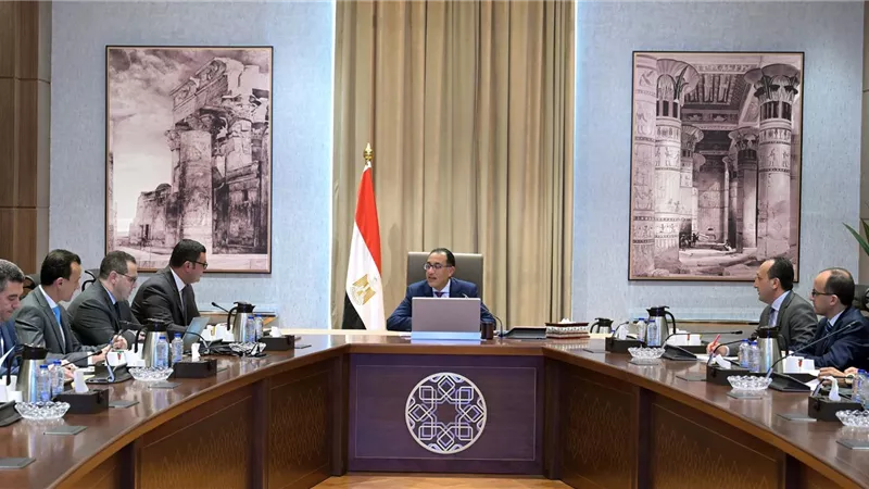 رئيس الوزراء يتابع خطط التسويق لمشروعات هيئة المجتمعات العمرانية الجديدة