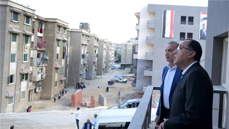 رئيس الوزراء يتفقد مشروع 