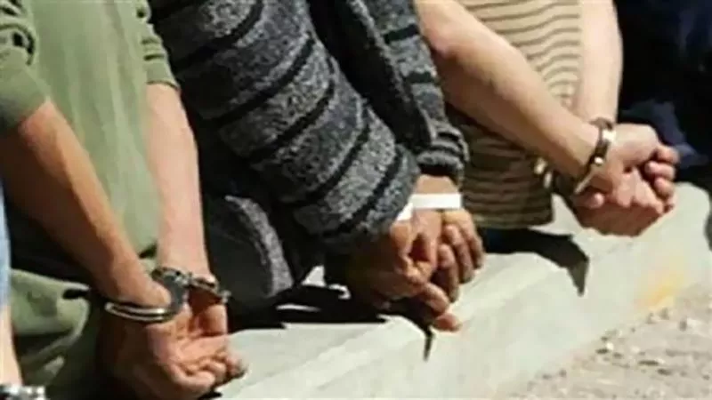 ضبط لصوص سرقة المدارس وأعمدة الإنارة في القاهرة