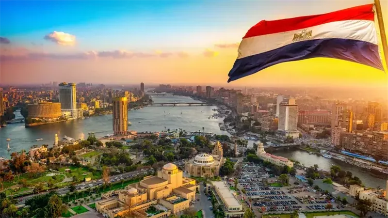 مؤشر أداء الأعمال يتراجع بالربع الثاني مدفوعًا بانخفاض حاد في الأجور