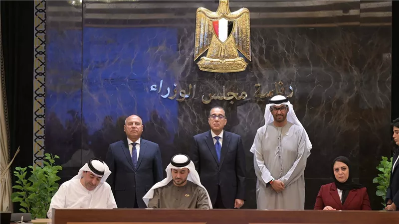 مدبولى يشهد توقيع مذكرة تفاهم لإنشاء مصنع لتخزين البطاريات بتعاون إماراتى       