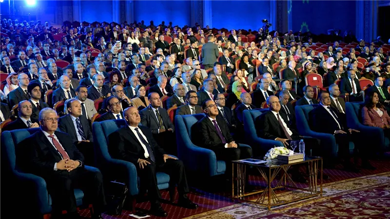 رئيس الوزراء يشهد افتتاح الملتقى والمعرض الدولي للصناعة 