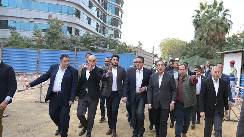 مدبولي: إنشاء مدينة النيل الطبية سيُحدث طفرةً في تقديم الرعاية الصحية 