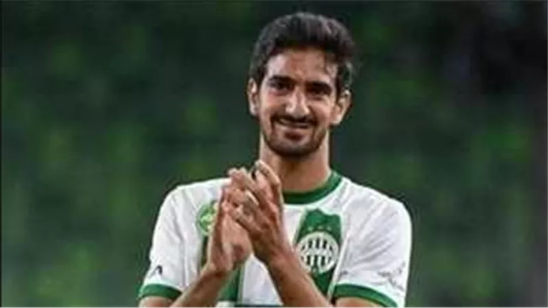 بن رمضان يُغازل الأهلي والزمالك.. وبيراميدز يتحرك بقوة