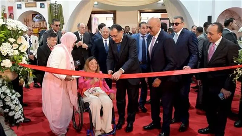 رئيس الوزراء يفتتح الدورة السادسة لمعرض 