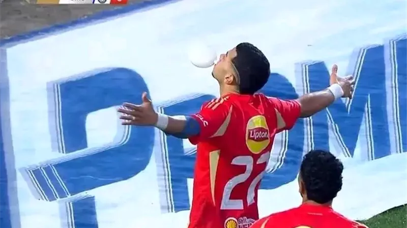 إمام عاشور يتجاوز أرقام الزمالك مع الأهلي