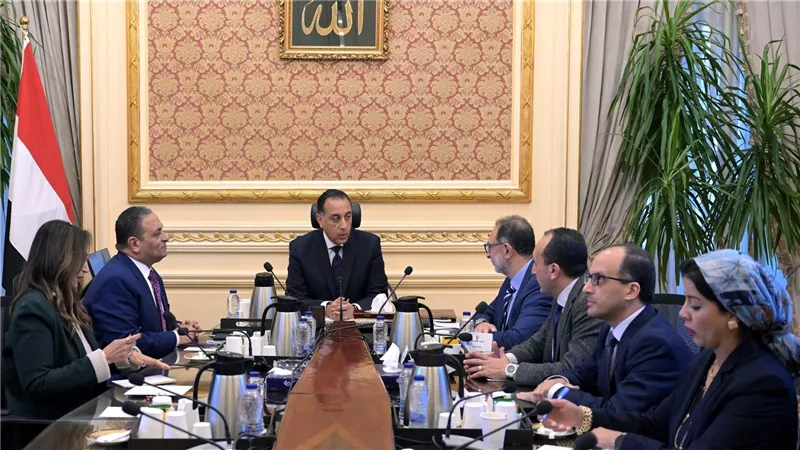 مدبولي: نحرص على تنفيذ استراتيجية هيئة سلامة الغذاء لتطوير المنتجات الغذائية والزراعية