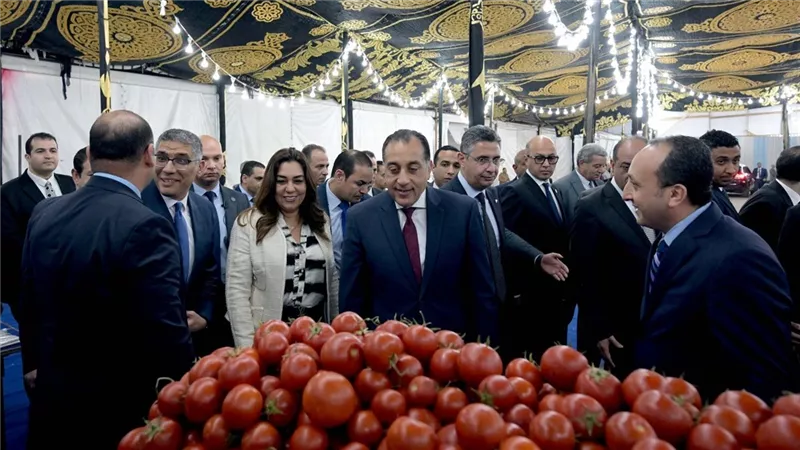 رئيس الوزراء يفتتح معرض أهلاً رمضان الرئيسي بالجيزة .. صور