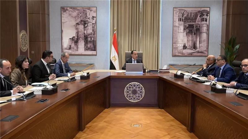 مدبولي يستعرض توصيات اللجنة الاستشارية للتنمية العمرانية  