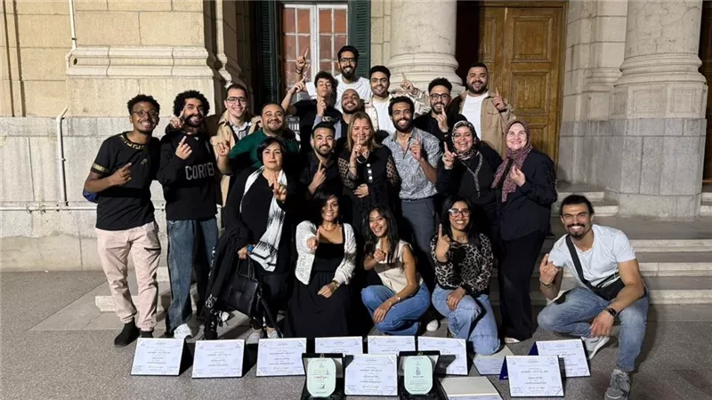للعام السادس على التوالي.. أكاديمية الفنون تحصد درع التميز في 