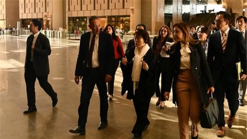 المتحف المصري الكبير يستقبل رئيس جمهورية جزر القمر ووزيرة التعليم والثقافة اليابانية