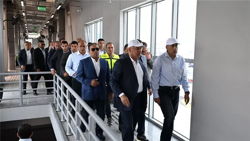 بدء التشغيل التجريبي للمرحلة الأولى من الأتوبيس الترددي BRT حتى أكاديمية الشرطة