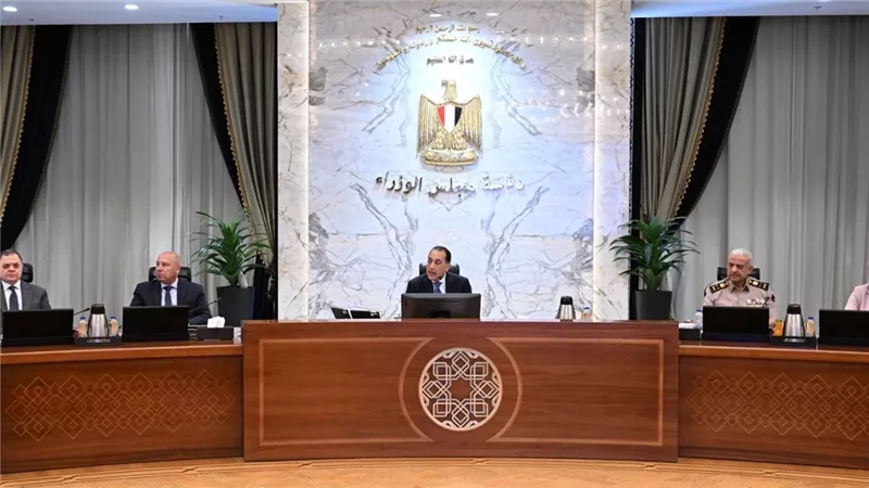 مدبولي يوجه جميع الأجهزة الحكومية باتخاذ التدابير لمواجهة أي أزمات