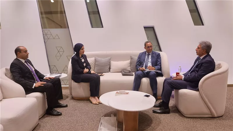  وزير السياحة والآثار يلتقي بمحافظ قنا لبحث سبل التعاون المشتركة