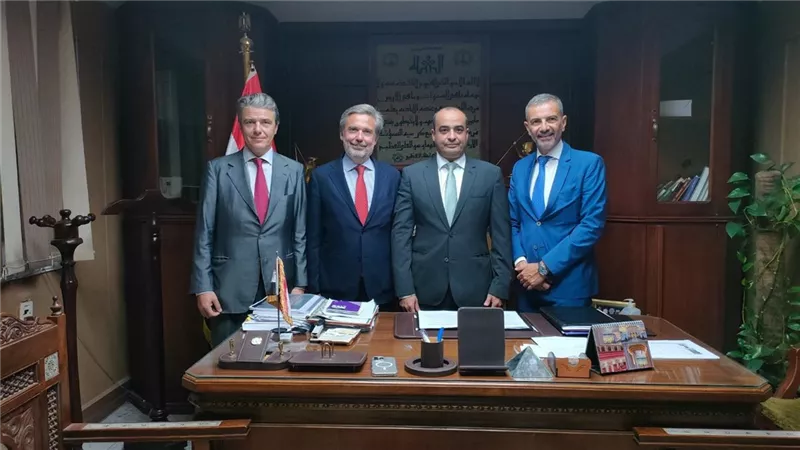 اتفاقية تعاون بين المجلس الأعلى للآثار ومؤسسة ALES لتنظيم معرض 