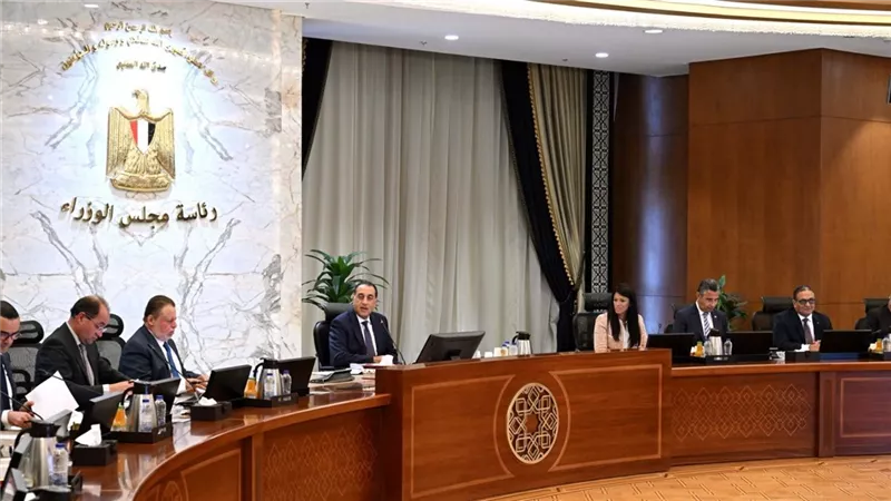 رئيس الوزراء يرأس اجتماعًا لمناقشة مؤشرات الاقتصاد الكلي والإصلاحات الهيكلية