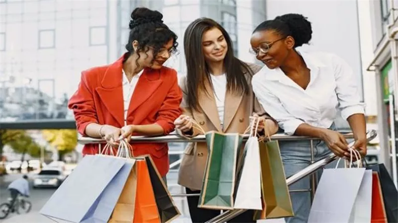 «ميدبنك» يطلق حملة الصيف بالتعاون مع كبرى العلامات التجارية
