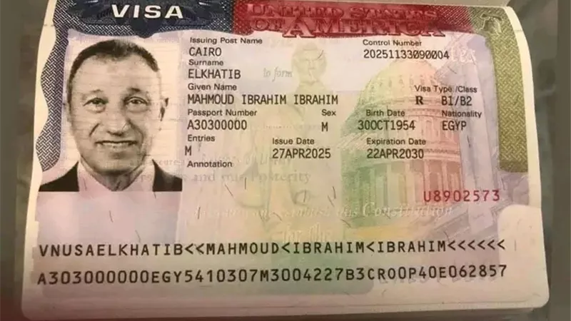 حذف بوست فيزا الخطيب جدل متواصل وقرار صادم